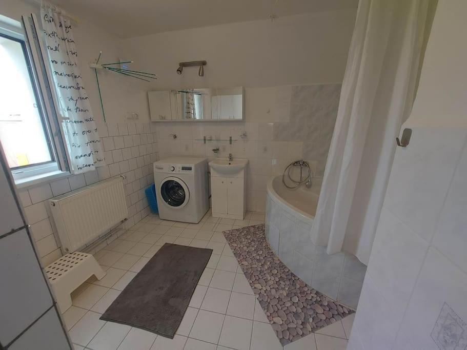 Dum Nedaleko Resovskych Vodopadu Villa Tvrdkov Ngoại thất bức ảnh